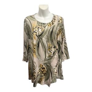 Seven Forty Two Women's Animal Print Tunic Top Green 3/4 Sleeve Size M Standard